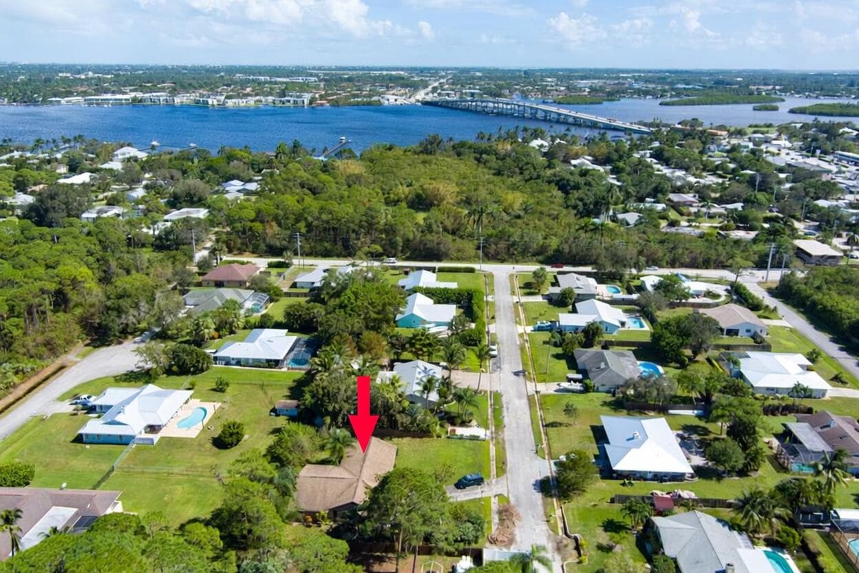 1321 SW Nikoma Street, Palm City, FL 34990 2
