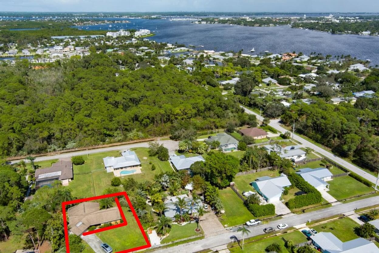 1321 SW Nikoma Street, Palm City, FL 34990 4