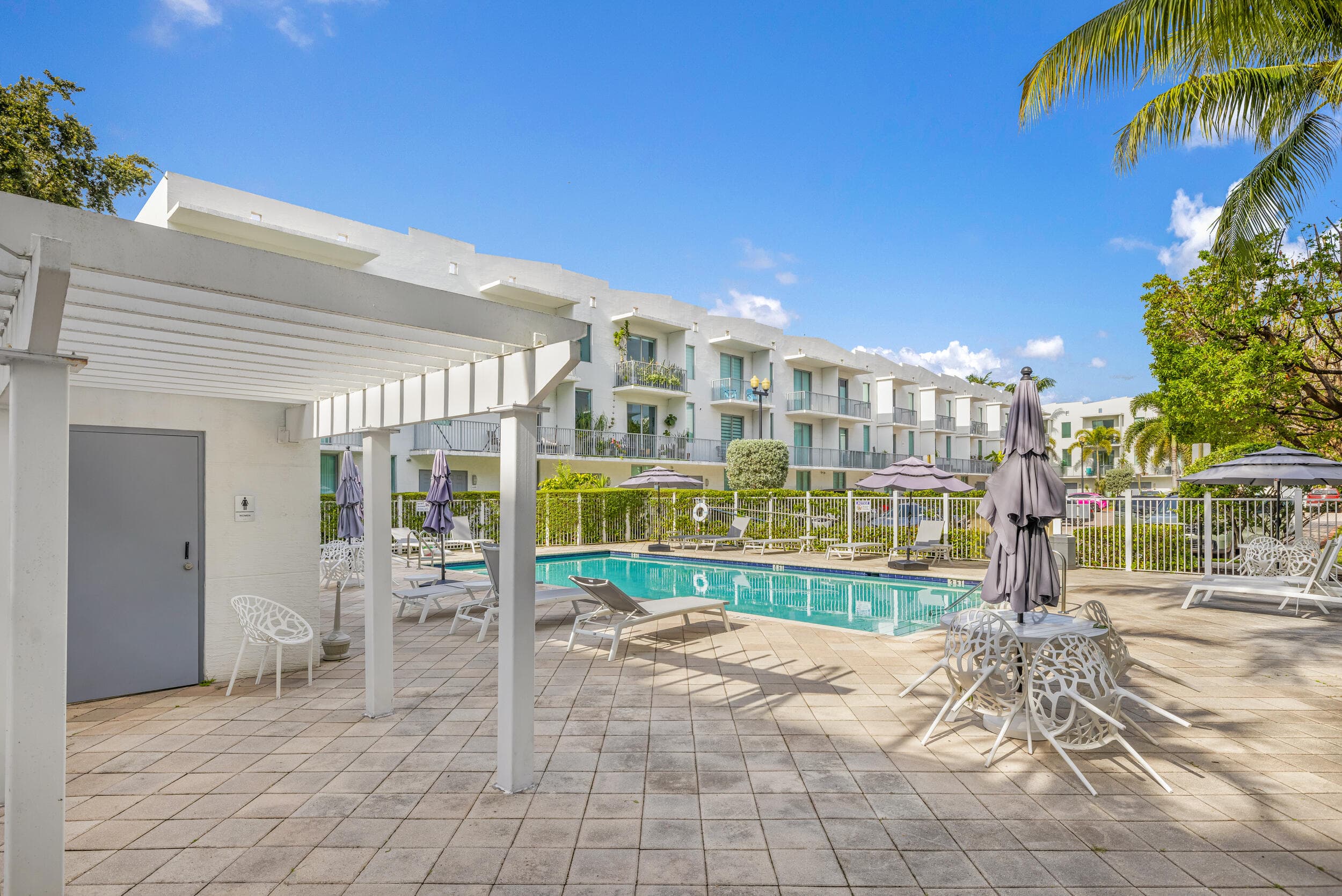 2100 VAN BUREN Street 206, Hollywood, FL 33020 4