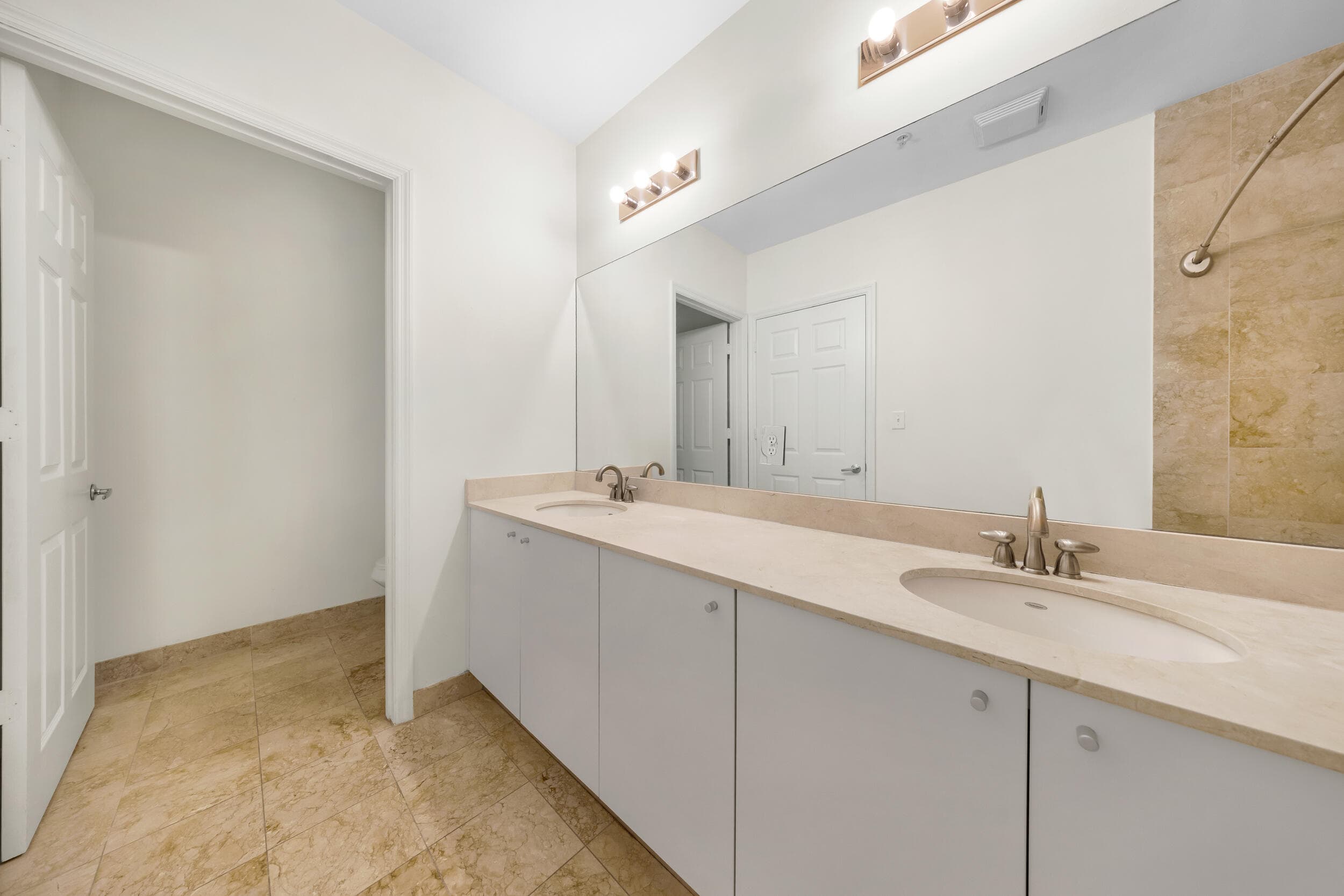 2100 VAN BUREN Street 206, Hollywood, FL 33020 25