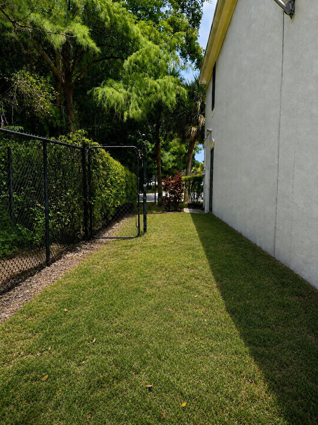 3373 CONFETTI Lane 77-8, Margate, FL 33063 6