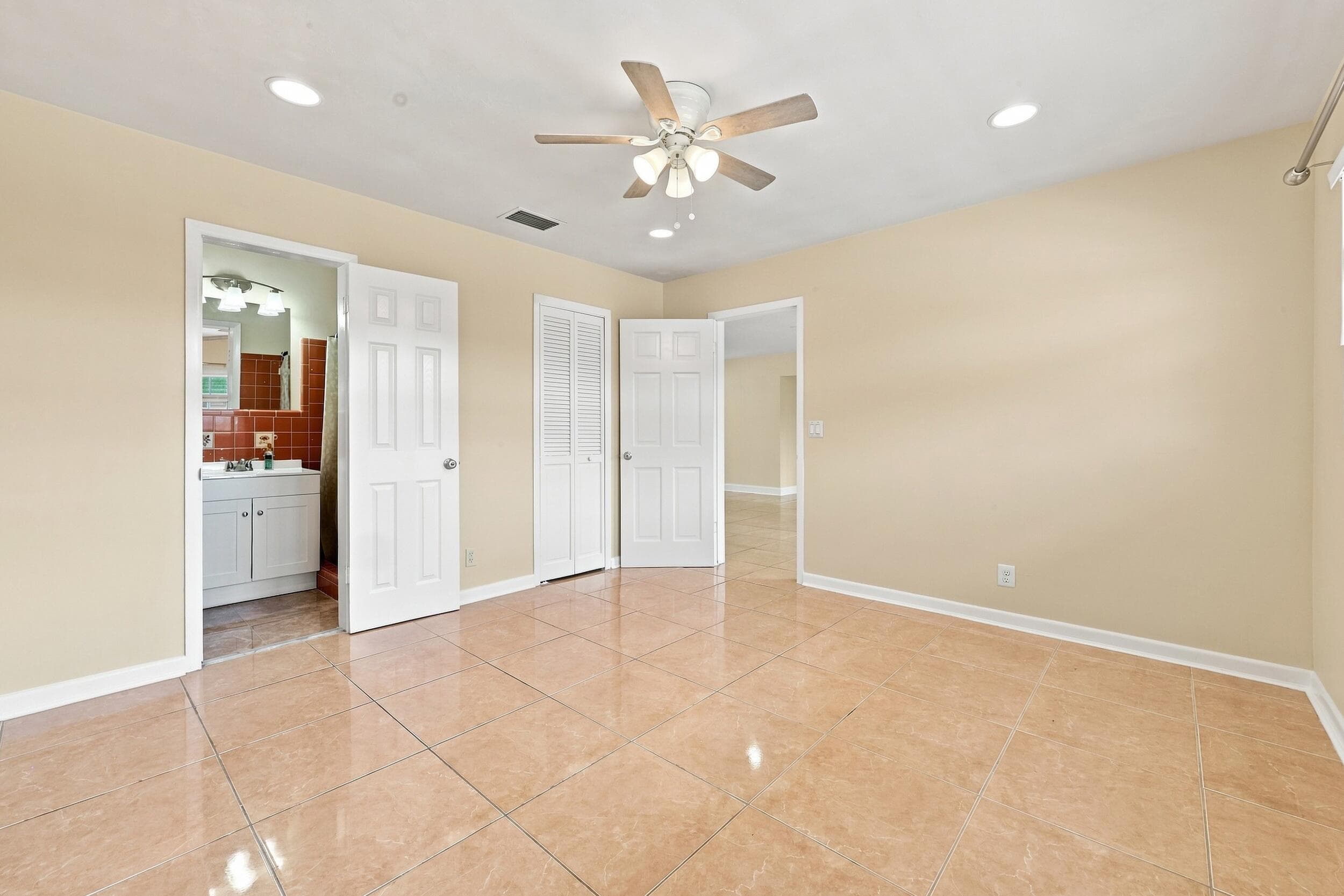 1100 7TH Street, Lake Park, FL 33403 25
