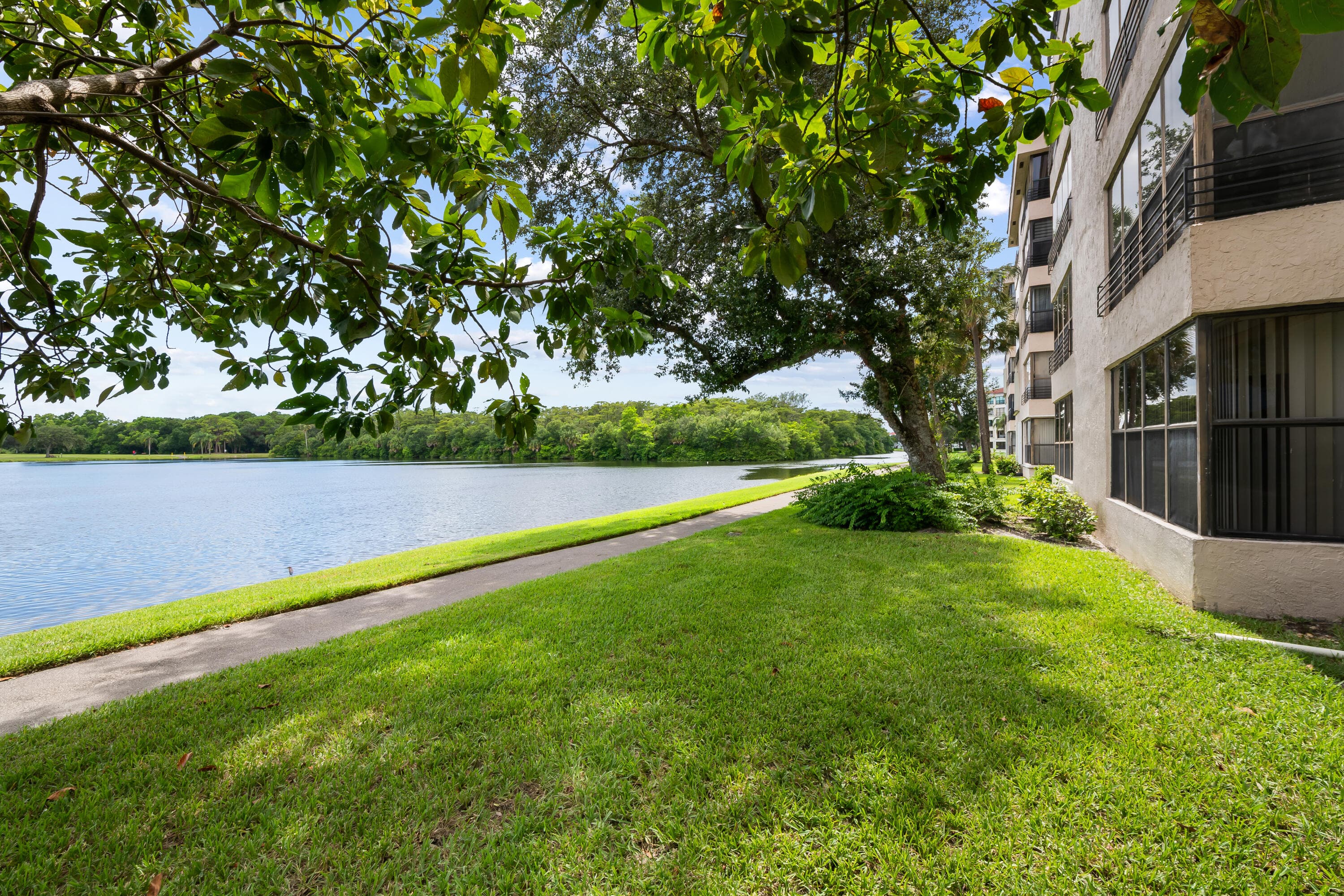 2768 CARAMBOLA Circle S 101, Coconut Creek, FL 33066 21