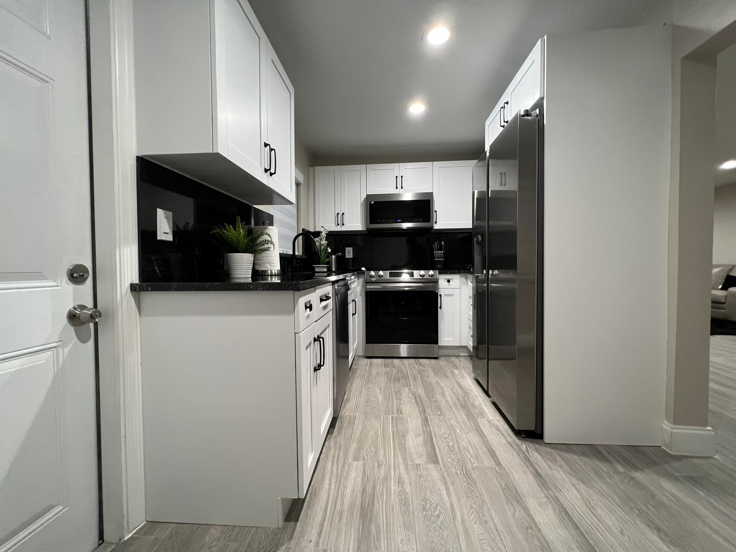 601 NW 2ND Street 1, Delray Beach, FL 33444 3