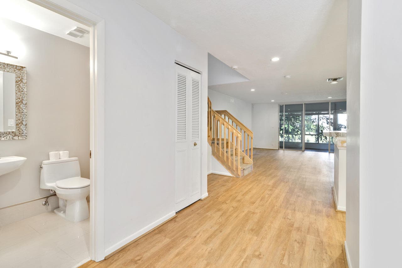 6191 Old Court Road 806, Boca Raton, FL 33433 11