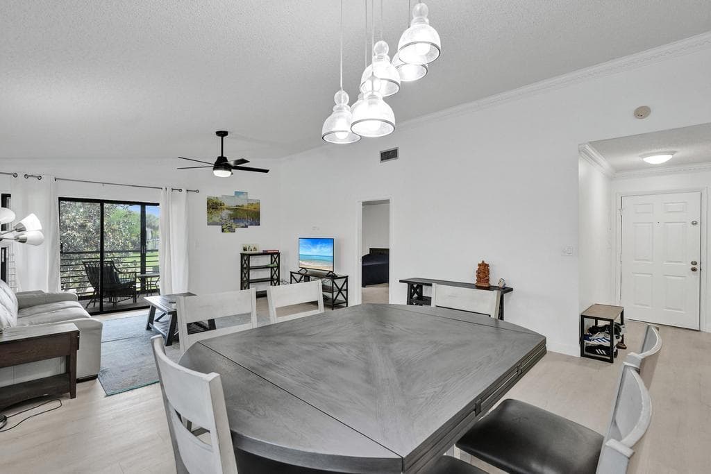 9361 SW 23RD Street 3203, Davie, FL 33324 4