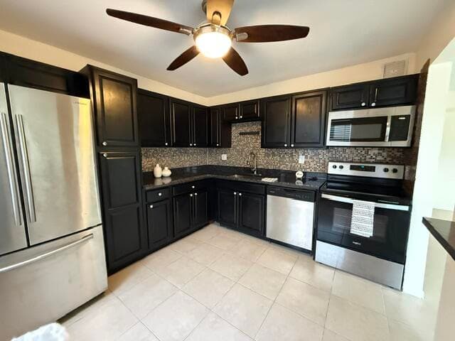 122 Piedmont C, Delray Beach, FL 33484 2