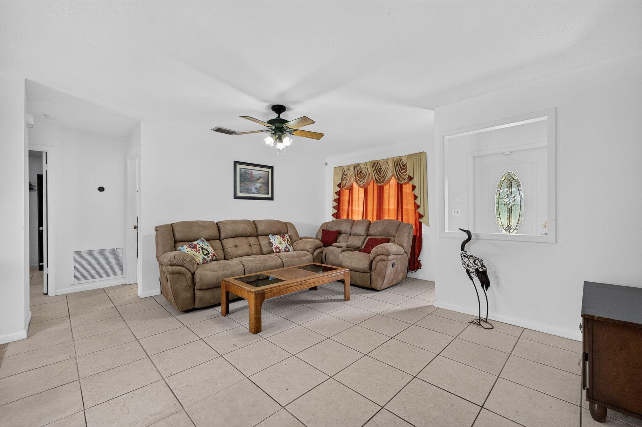 6868 E CENTER Street, Okeechobee, FL 34974 5