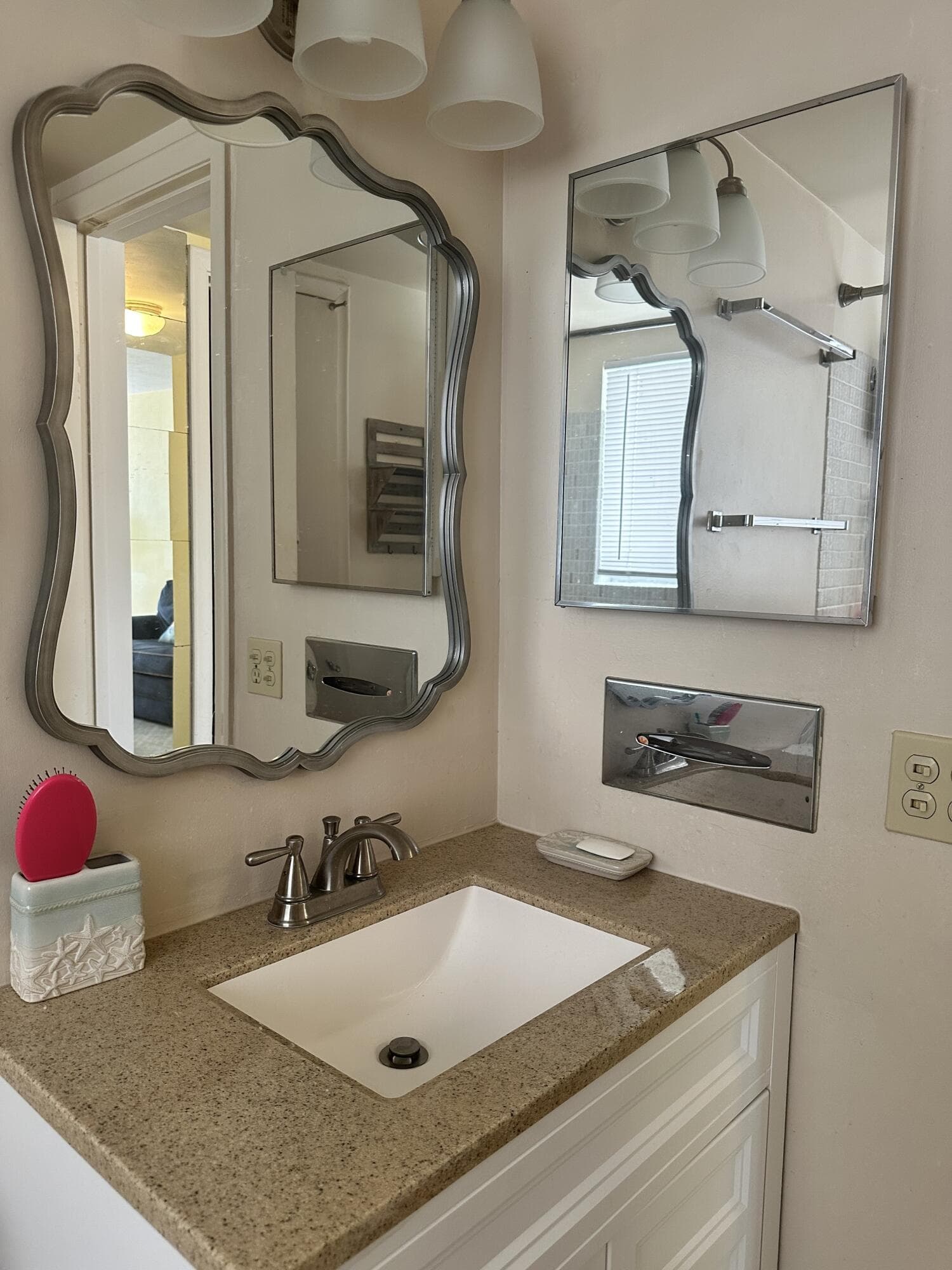 3080 LAKE OSBORNE Drive 206, Lake Worth Beach, FL 33461 11