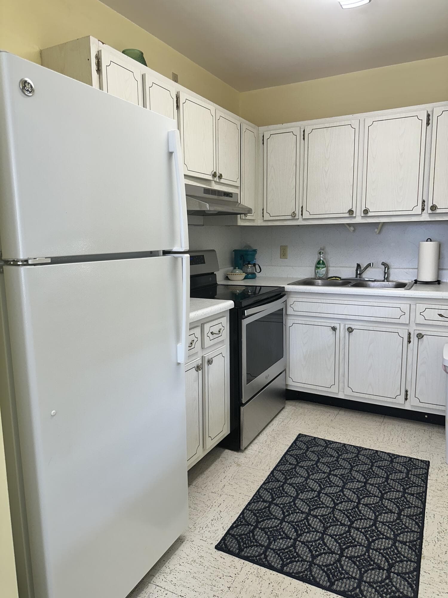3080 LAKE OSBORNE Drive 206, Lake Worth Beach, FL 33461 4