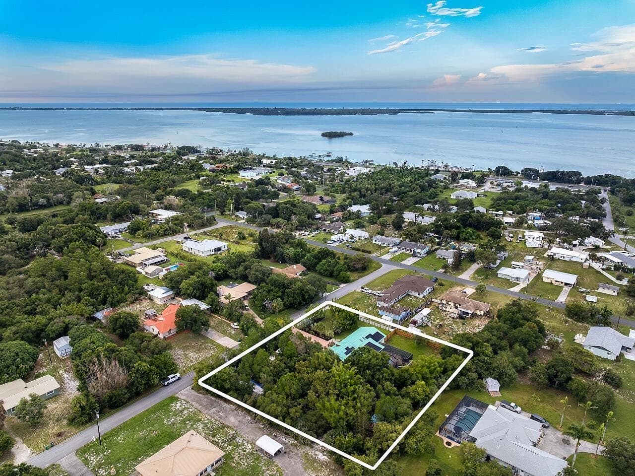 3955 FOOSHE Avenue, Sebastian, FL 32976 21