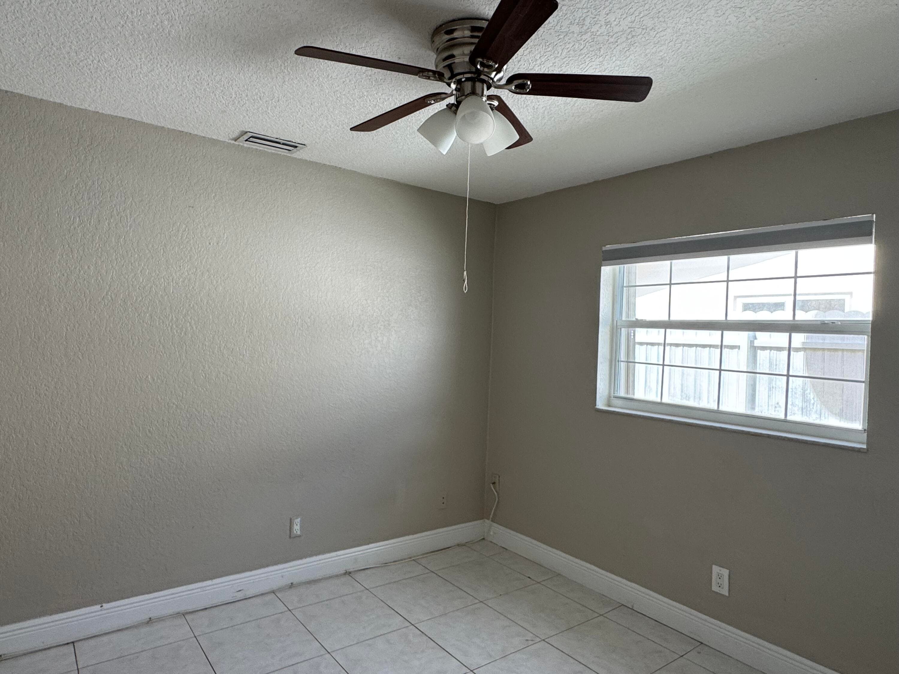 2180 NW 93RD Avenue, Pembroke Pines, FL 33024 10