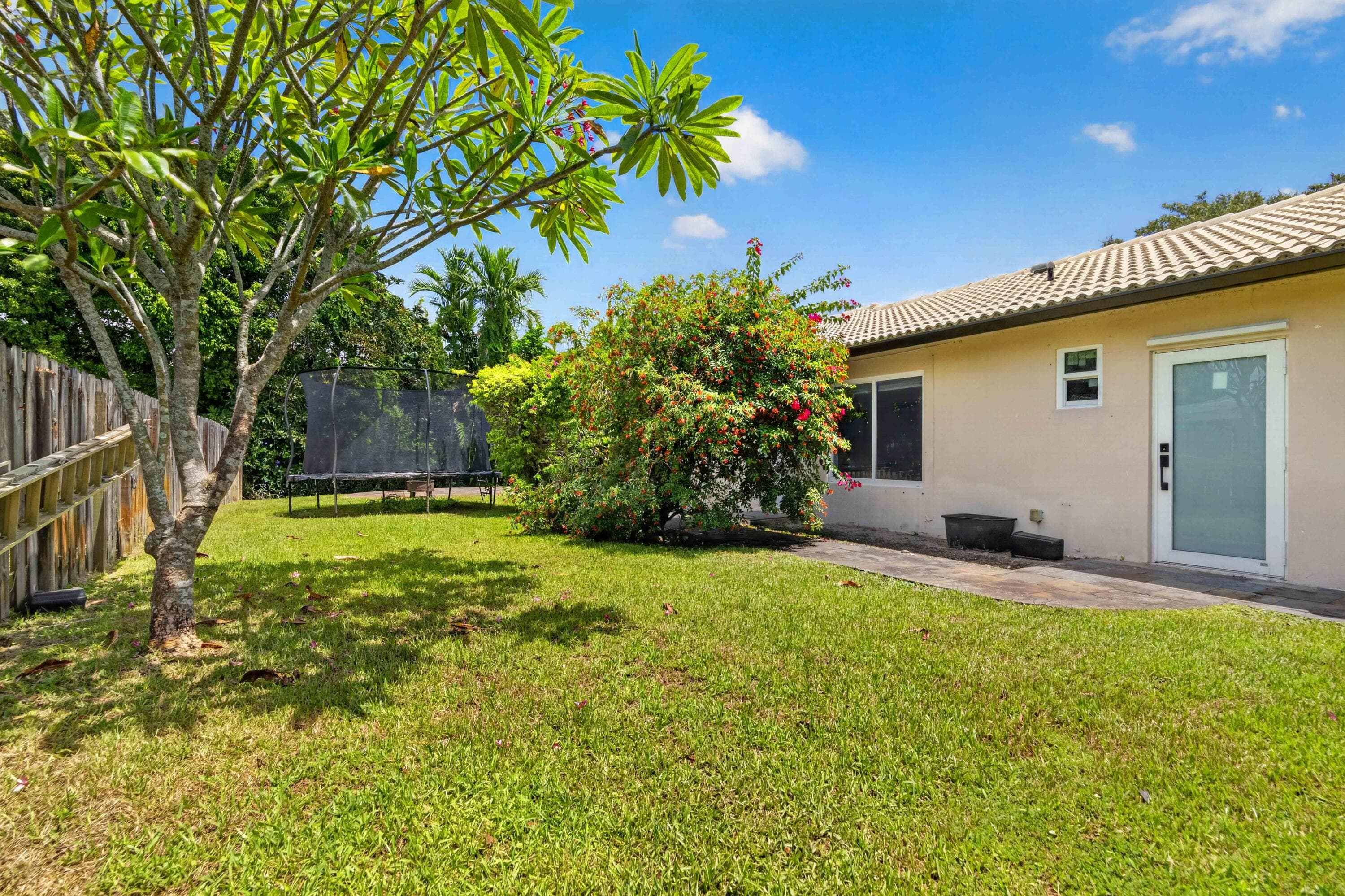 9404 NW 37TH Court, Coral Springs, FL 33065 32