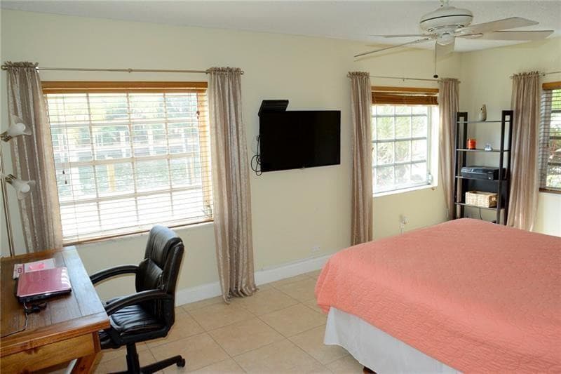 6499 BAY CLUB Drive 2, Fort Lauderdale, FL 33308 13