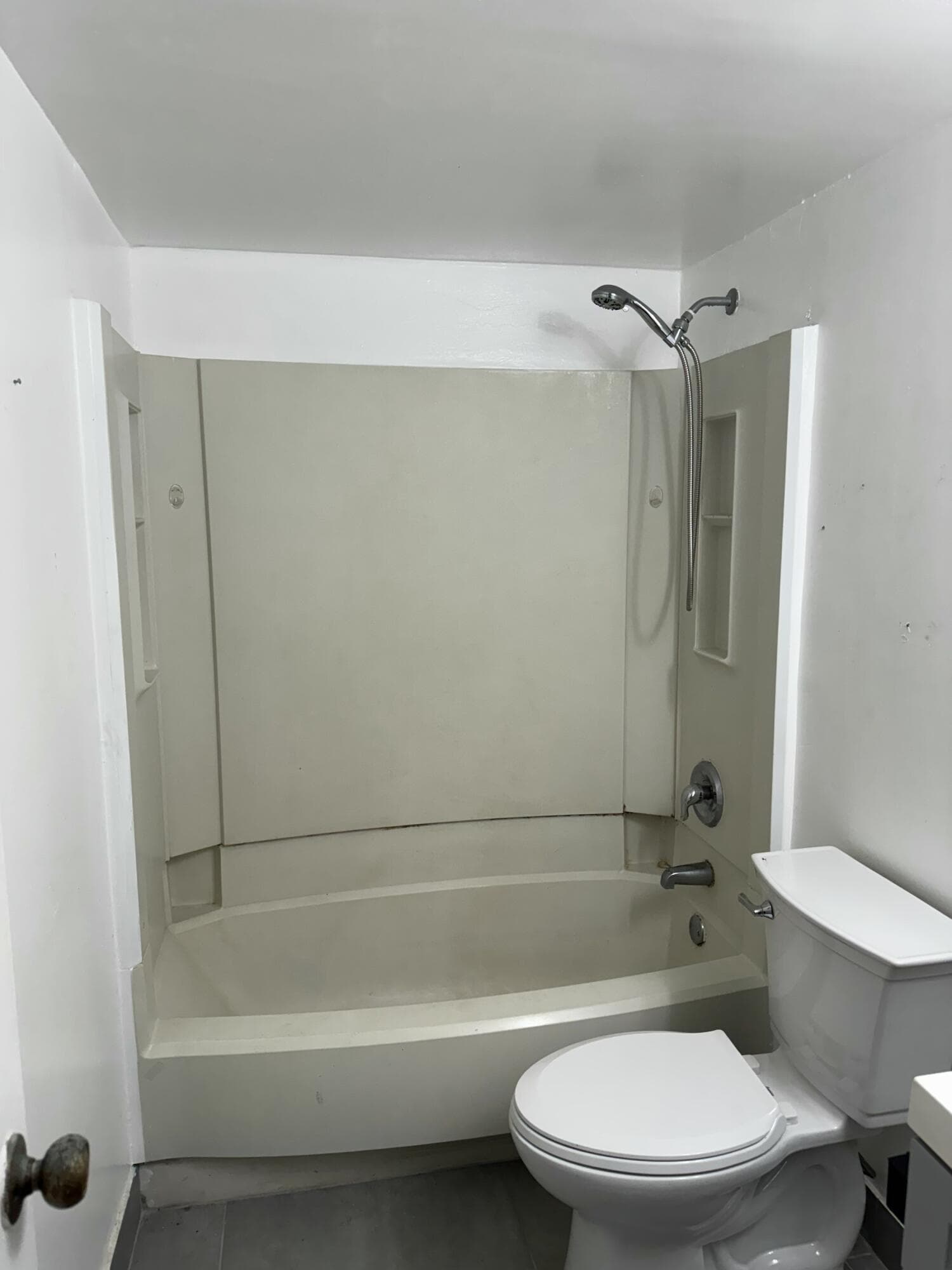 2501 RIVERSIDE Drive 204-A, Coral Springs, FL 33065 5