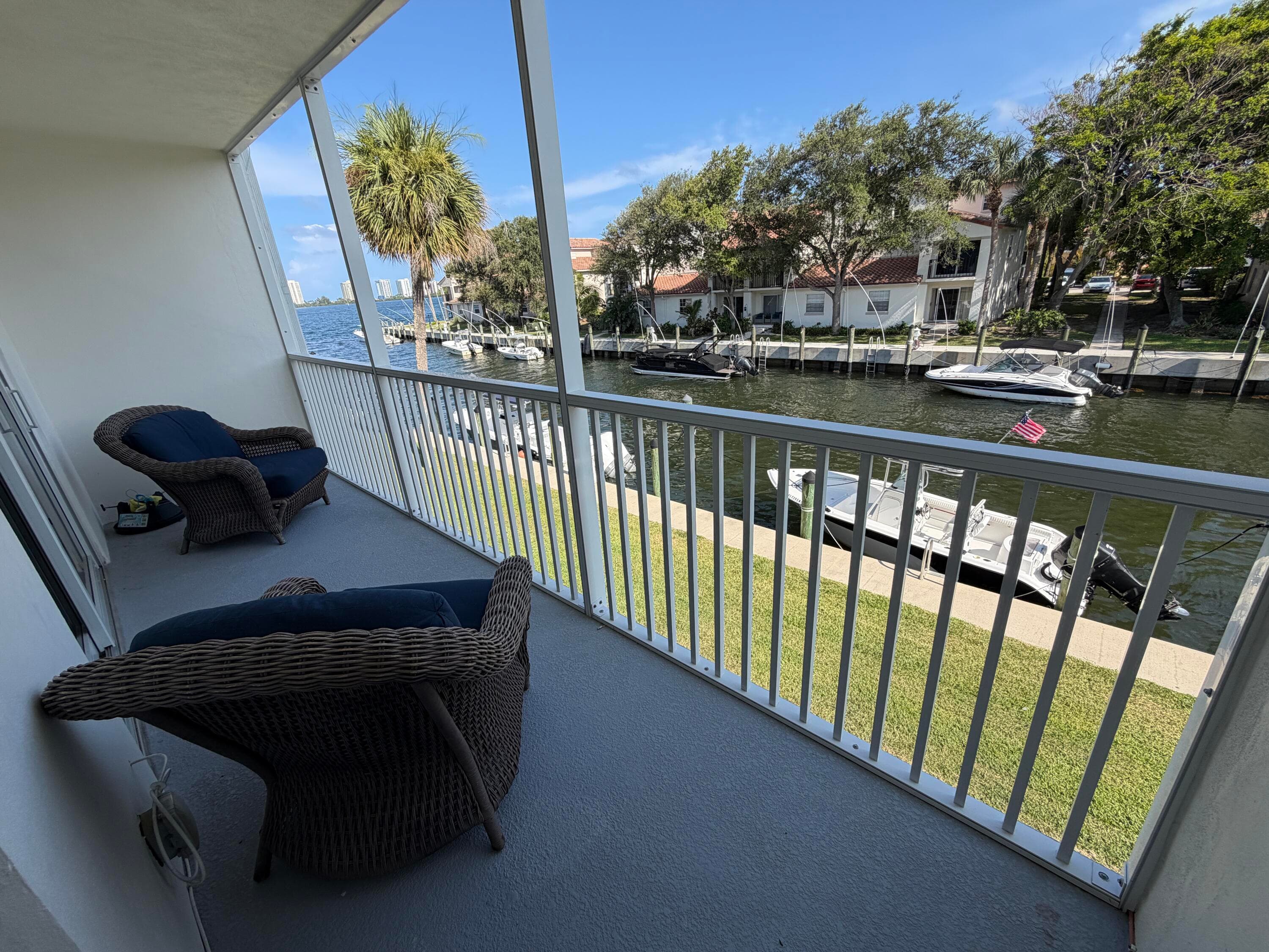 120 Lehane Terrace 206, North Palm Beach, FL 33408