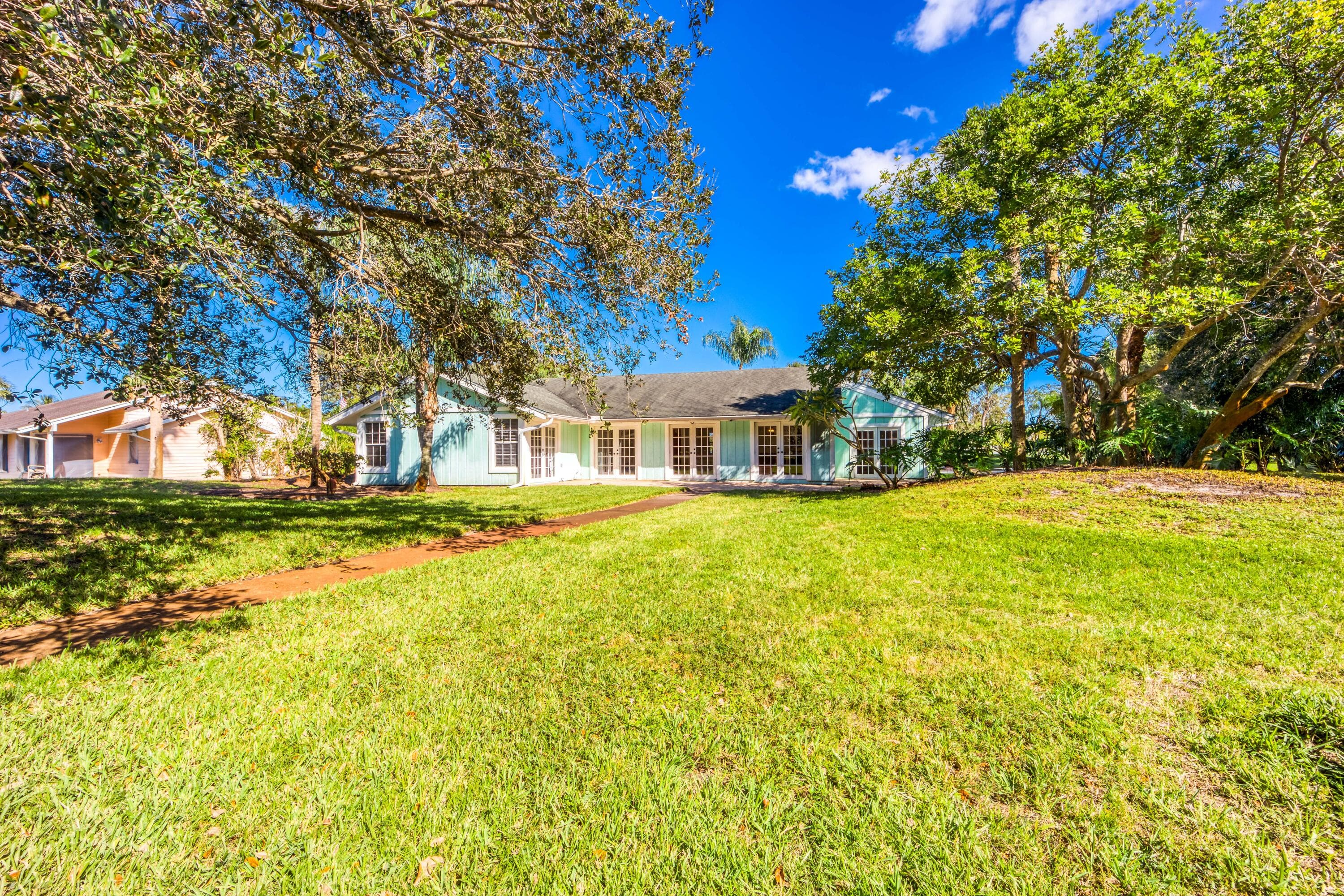 2232 SW RACQUET CLUB Drive, Palm City, FL 34990 28