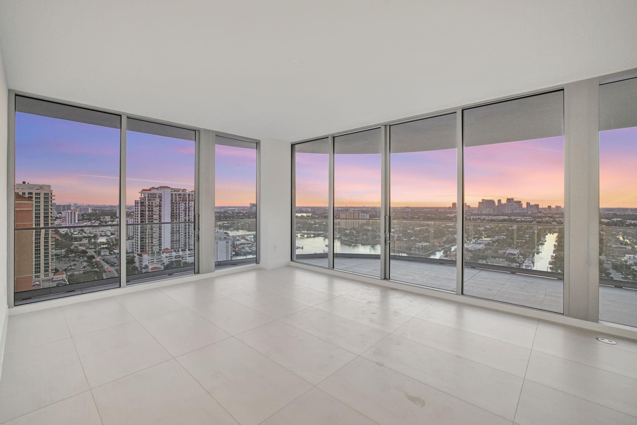 153 N Seabreeze Boulevard 2202-S, Fort Lauderdale, FL 33304 22