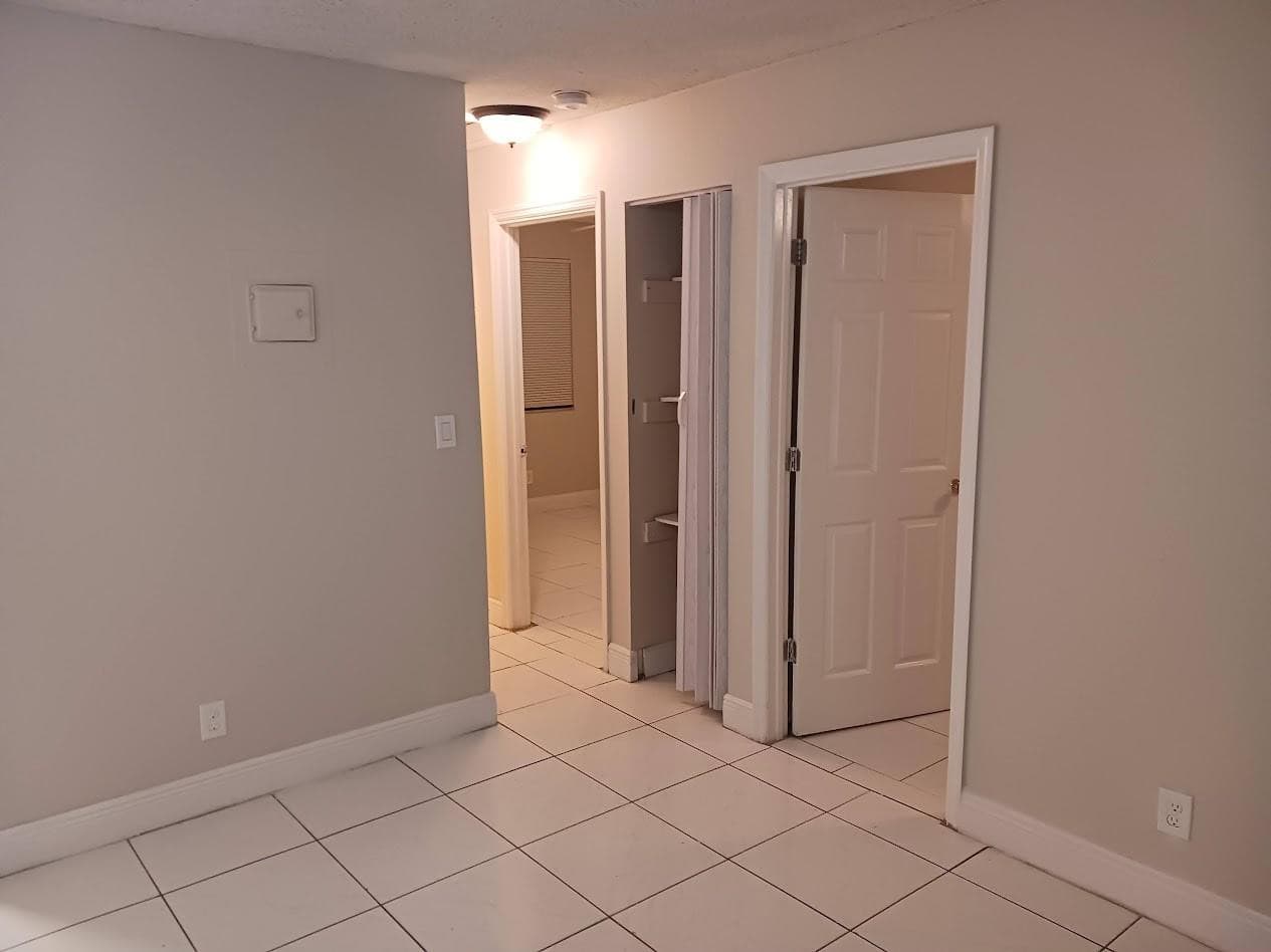 708 NW 6th Street, Hallandale Beach, FL 33009 3