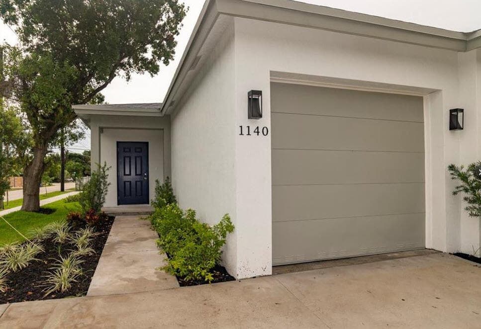 1140 NW 1ST Avenue, Fort Lauderdale, FL 33311 3