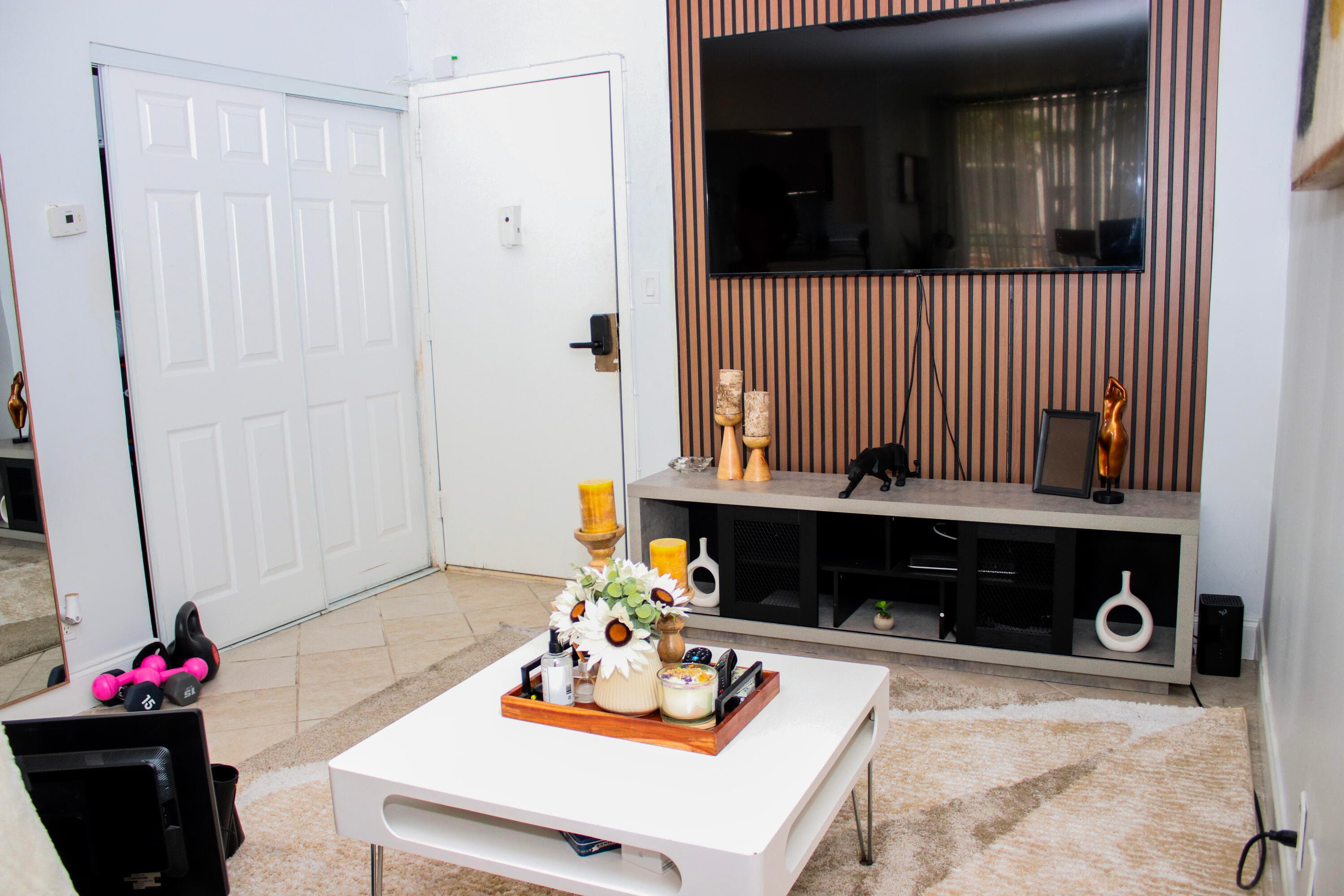 17011 N BAY Road 104, Sunny Isles Beach, FL 33160 4