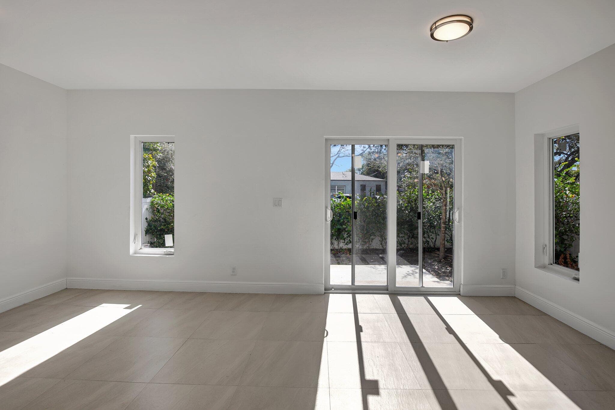 1102 S 20TH Avenue 1102, Hollywood, FL 33020 7