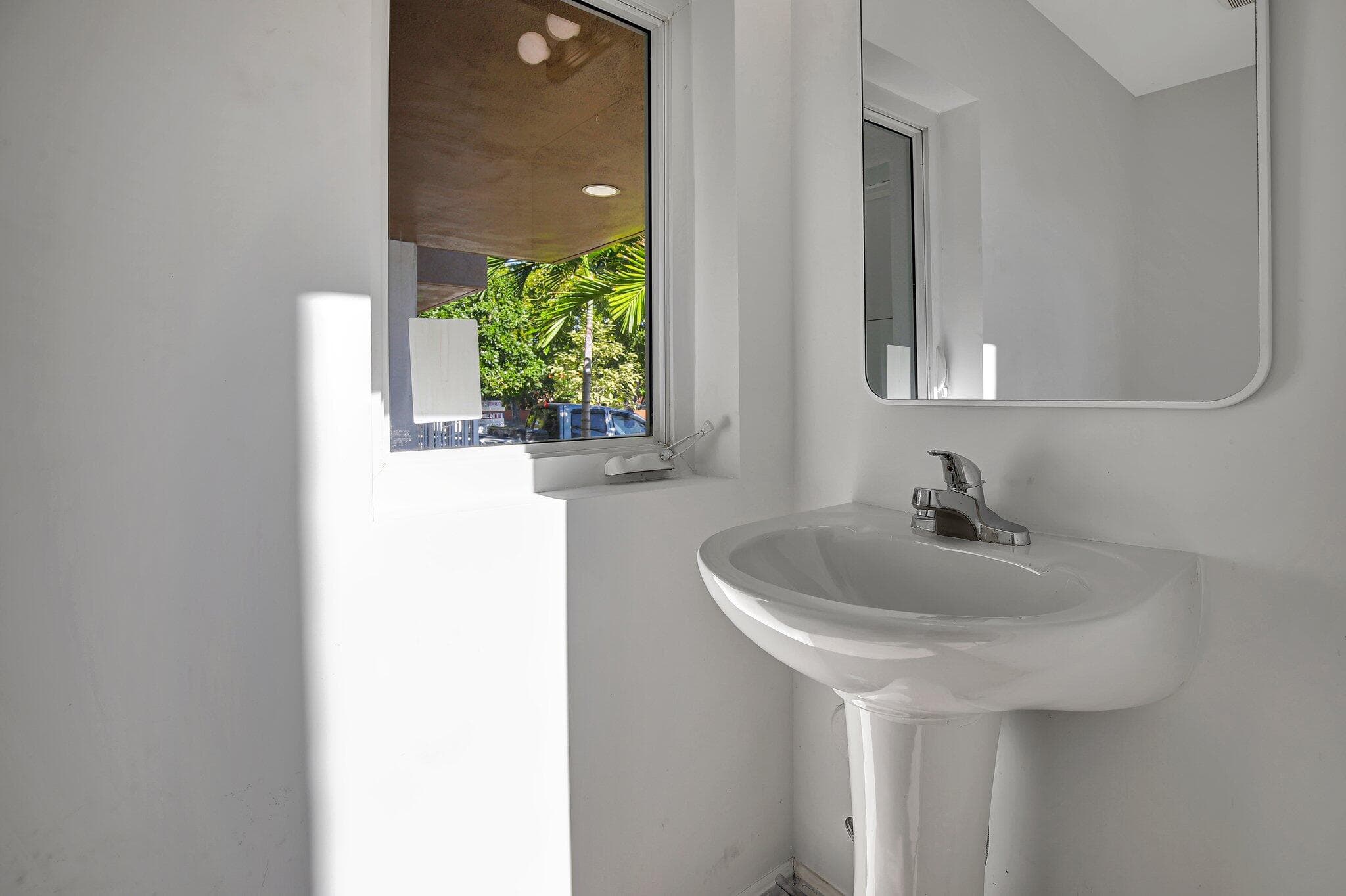 1102 S 20TH Avenue 1102, Hollywood, FL 33020 18