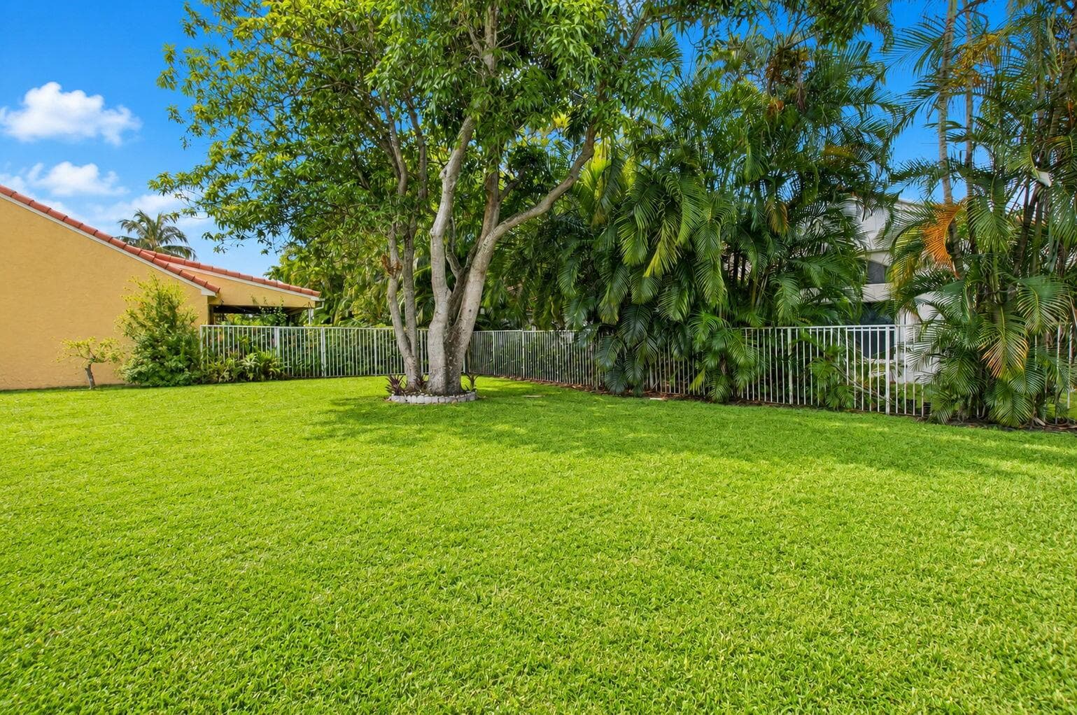 3870 SABAL LAKES Road, Delray Beach, FL 33445 40