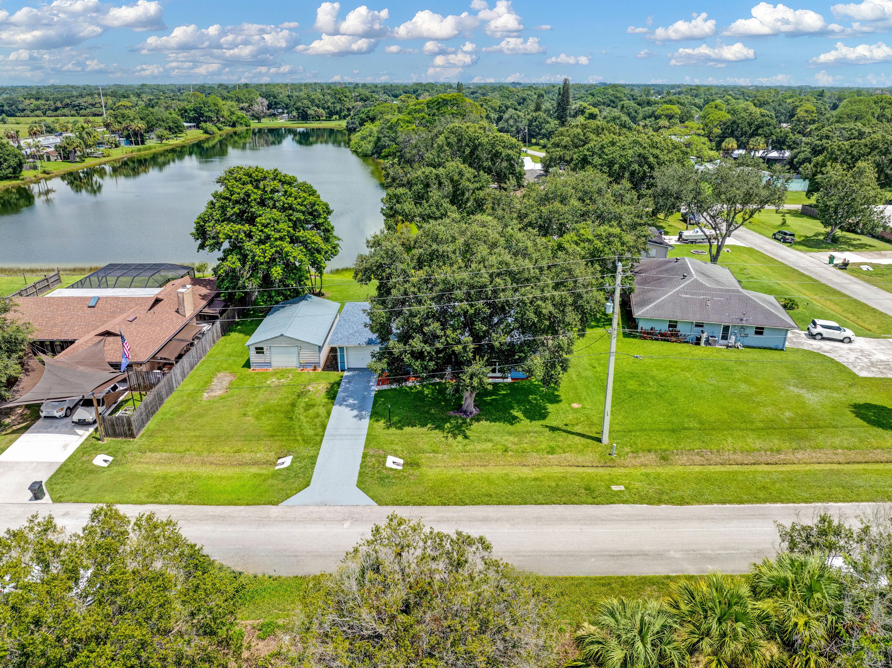 8702 DELAND Avenue, Fort Pierce, FL 34951 34