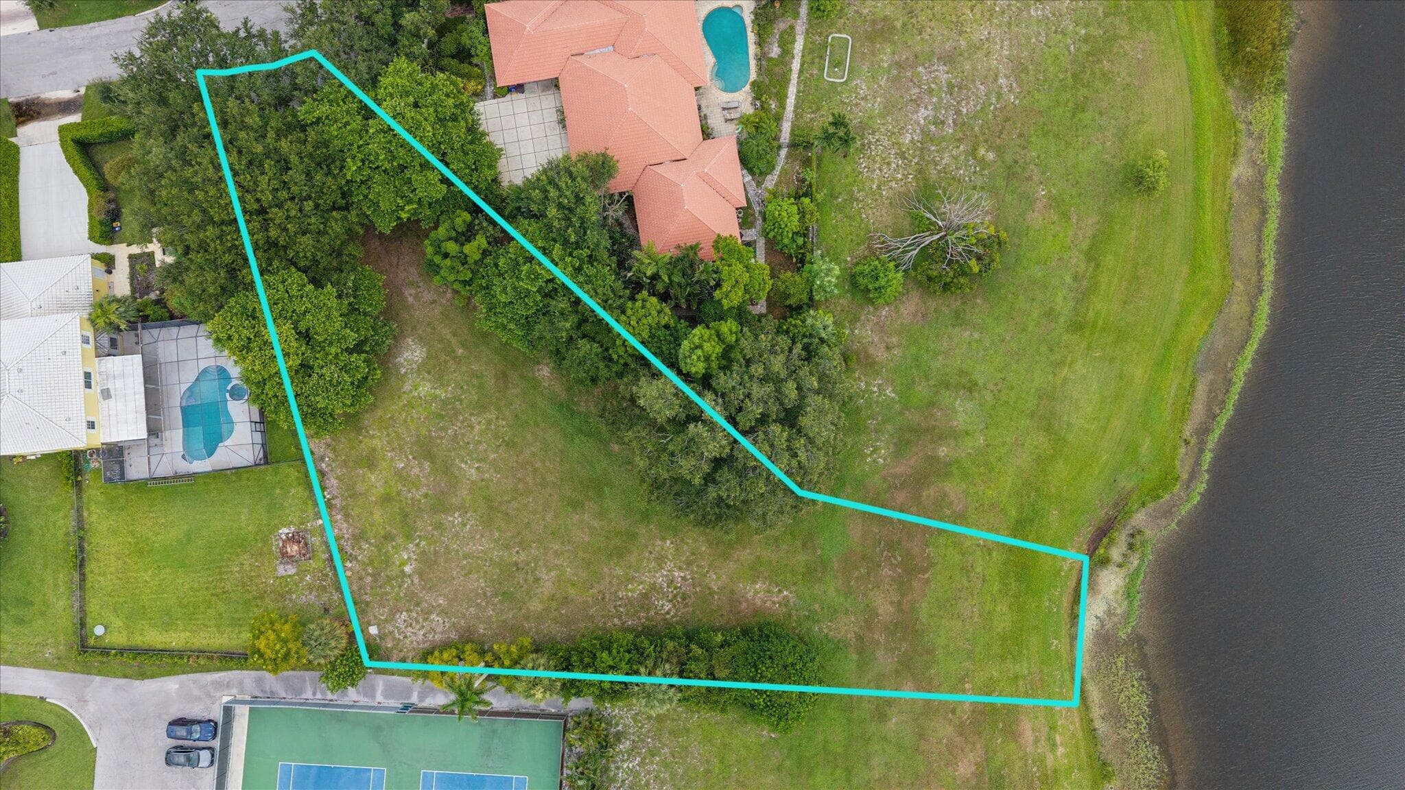 10 Sunningdale Circle, West Palm Beach, FL 33401 4