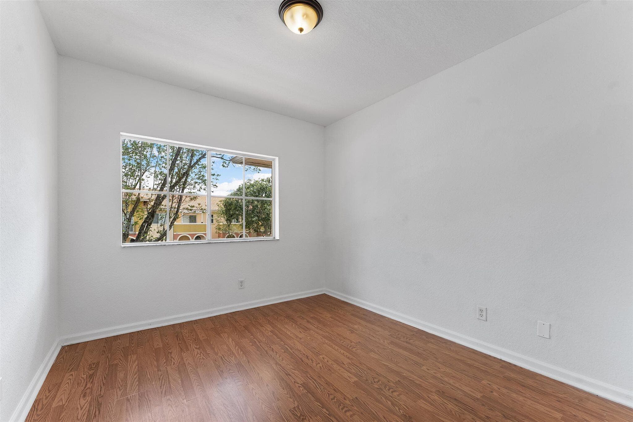 1407 S SANTA CATALINA Circle, North Lauderdale, FL 33068 22