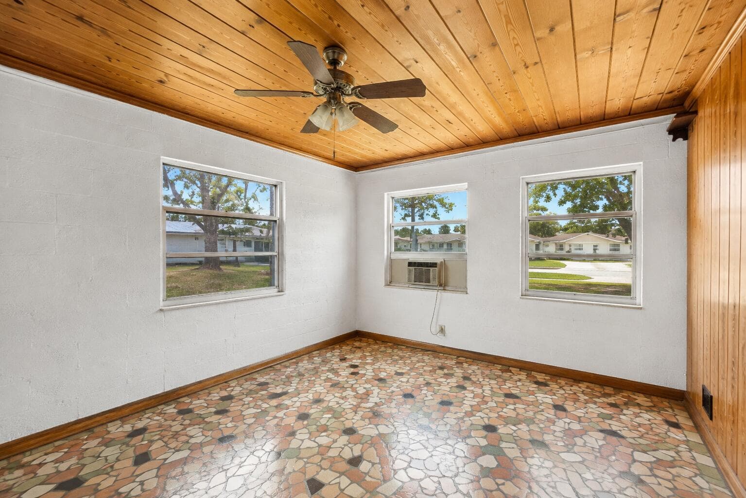 415 FLEMING Avenue, Greenacres, FL 33463 49
