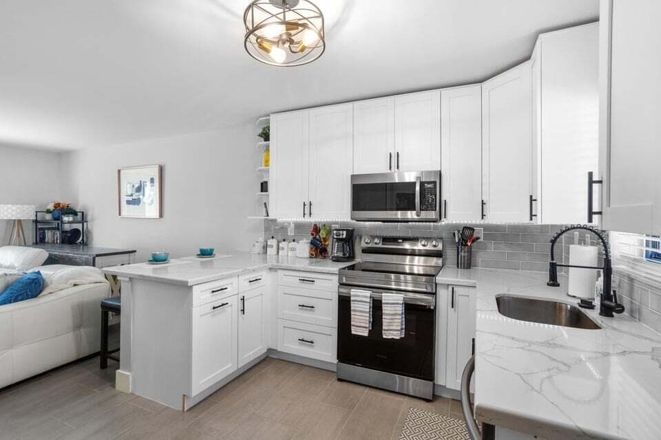2013 Wilkins Avenue, West Palm Beach, FL 33401 4