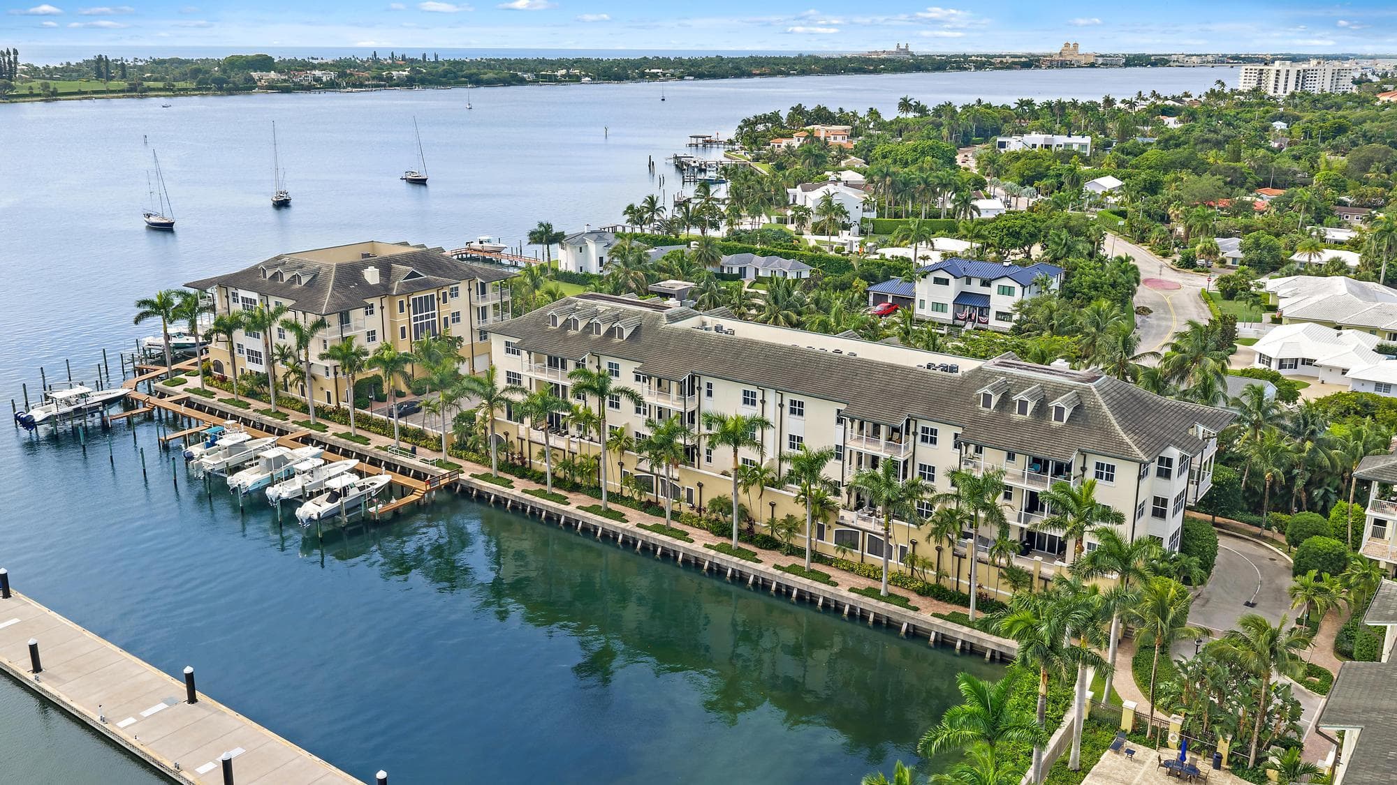 3920 N Flagler Drive 301, West Palm Beach, FL 33407 30