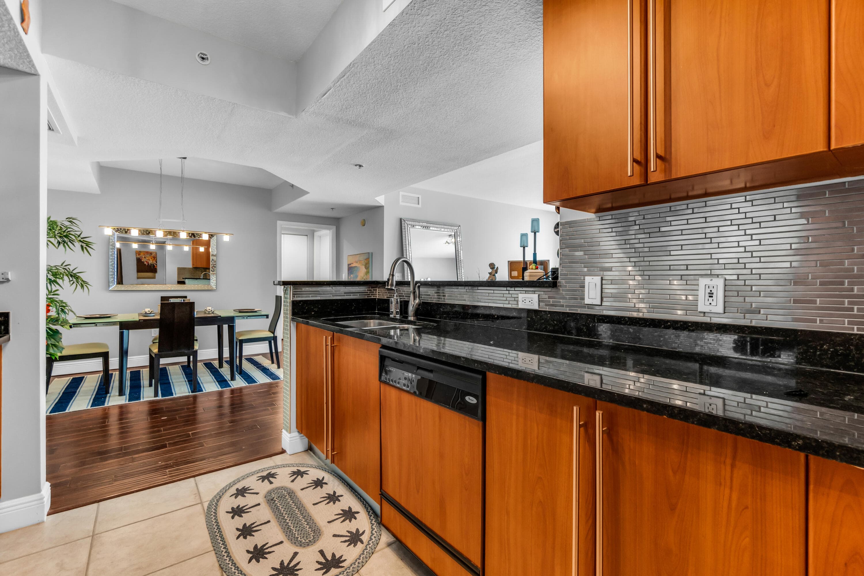 1551 N FLAGLER Drive 817, West Palm Beach, FL 33401 11