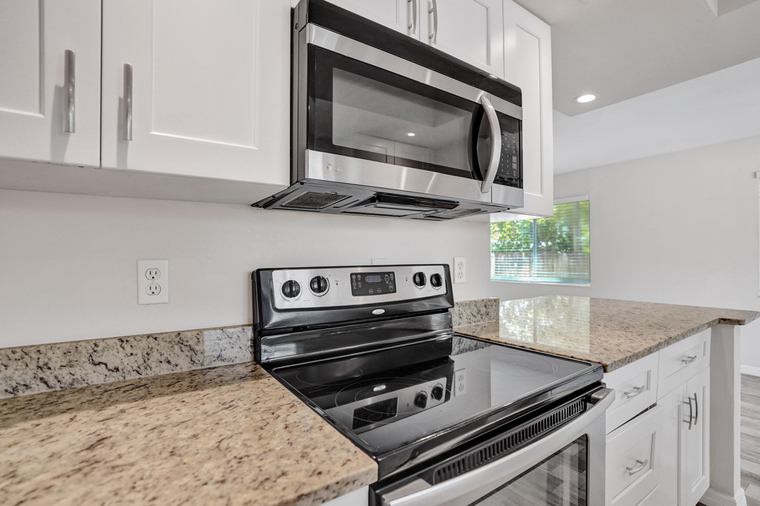115 SW 1ST Avenue 1, Boynton Beach, FL 33435 11