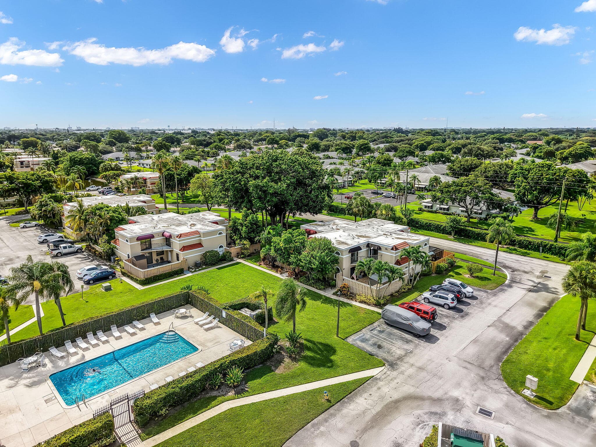 4005 VILLAGE Drive A, Delray Beach, FL 33445 34