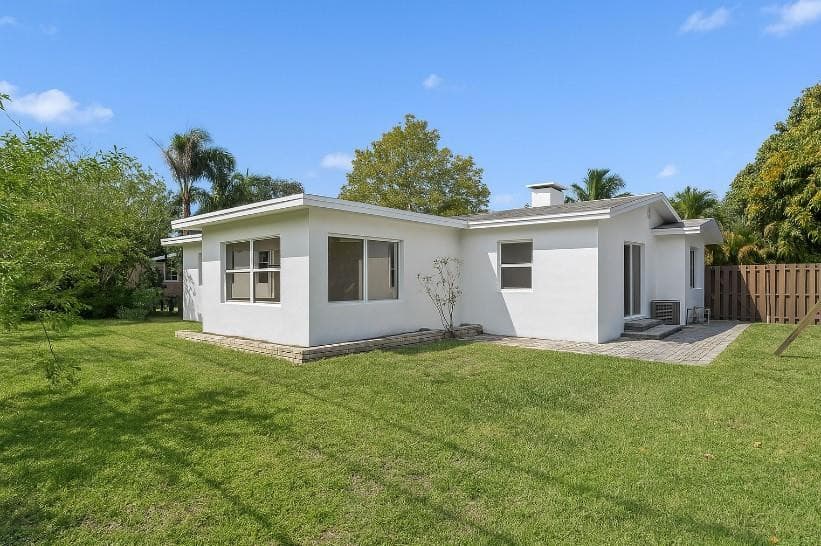 570 SE 2ND Avenue, Pompano Beach, FL 33060 27