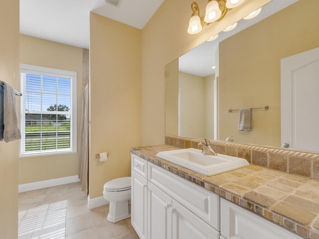 8978 100TH Court, Vero Beach, FL 32967 19