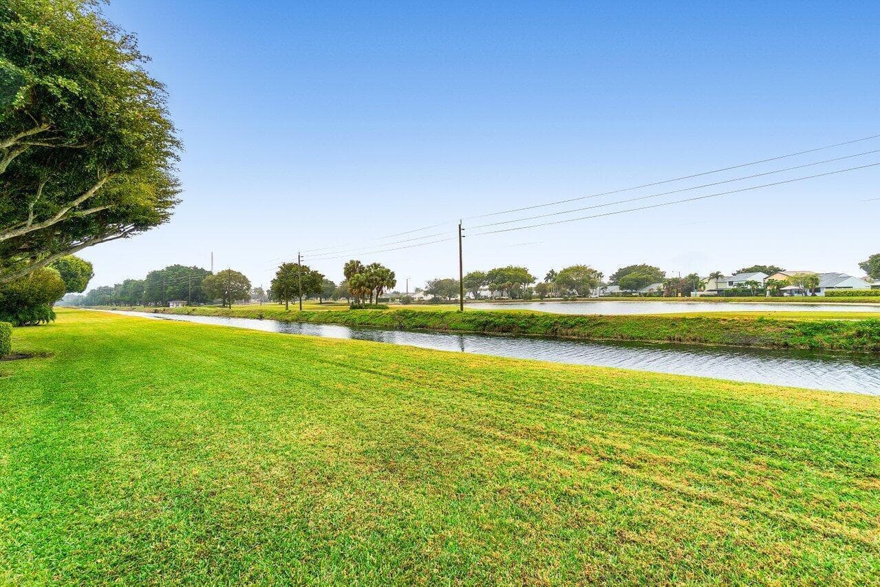 5771 FAIRWAY PARK Court 103, Boynton Beach, FL 33437 27