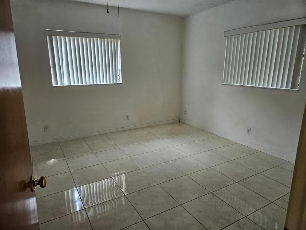 7904 NW 70th Court 1, Tamarac, FL 33321 23