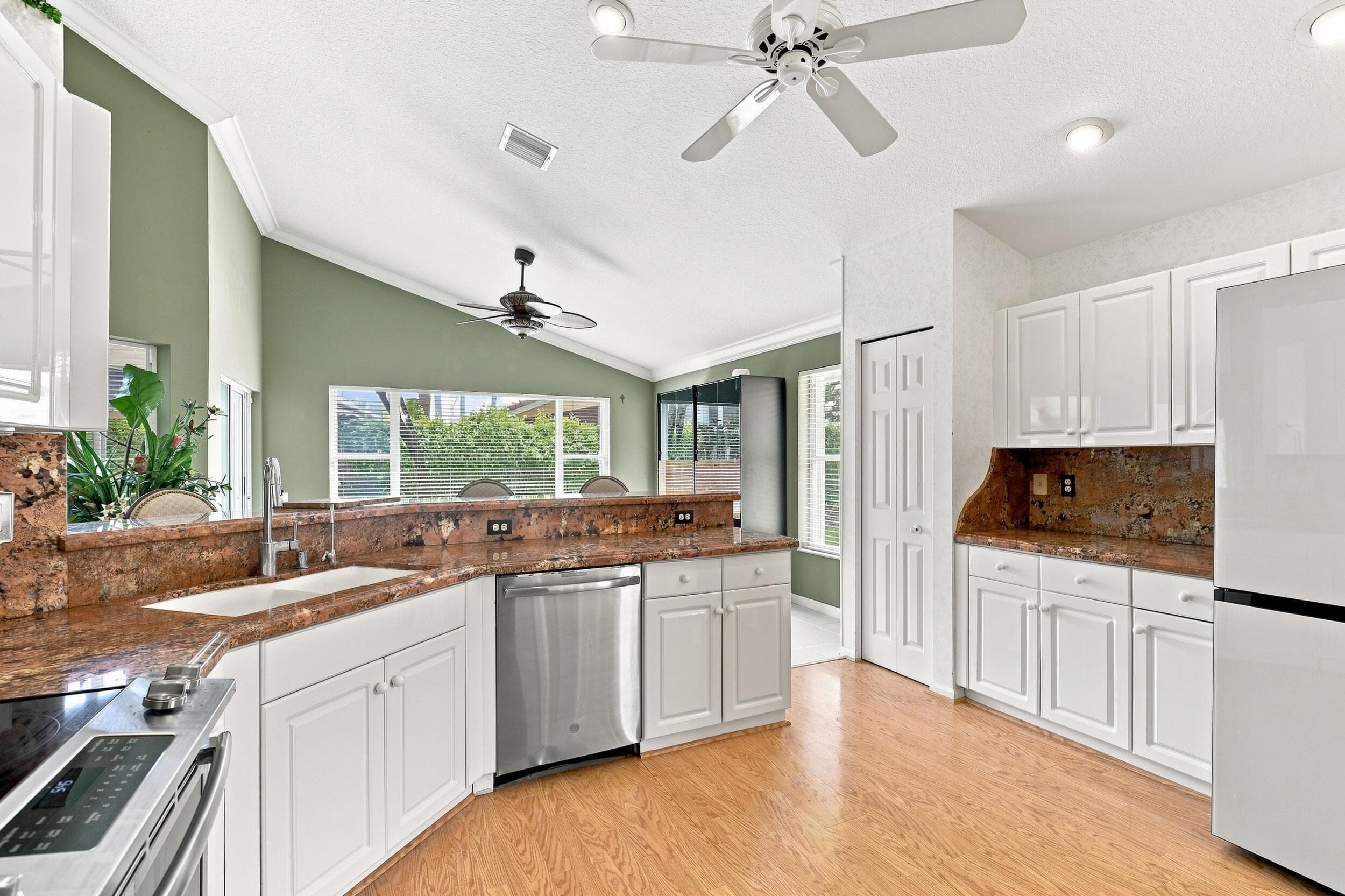 6850 Grenelefe Road, Boynton Beach, FL 33437 16