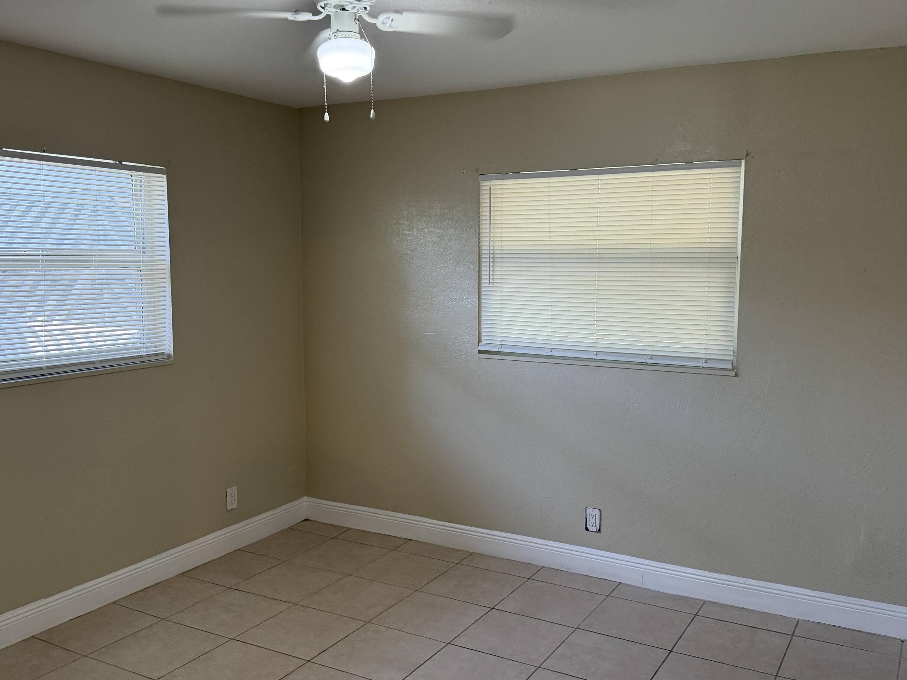 1135 NW 7th Avenue 1, Fort Lauderdale, FL 33311 6