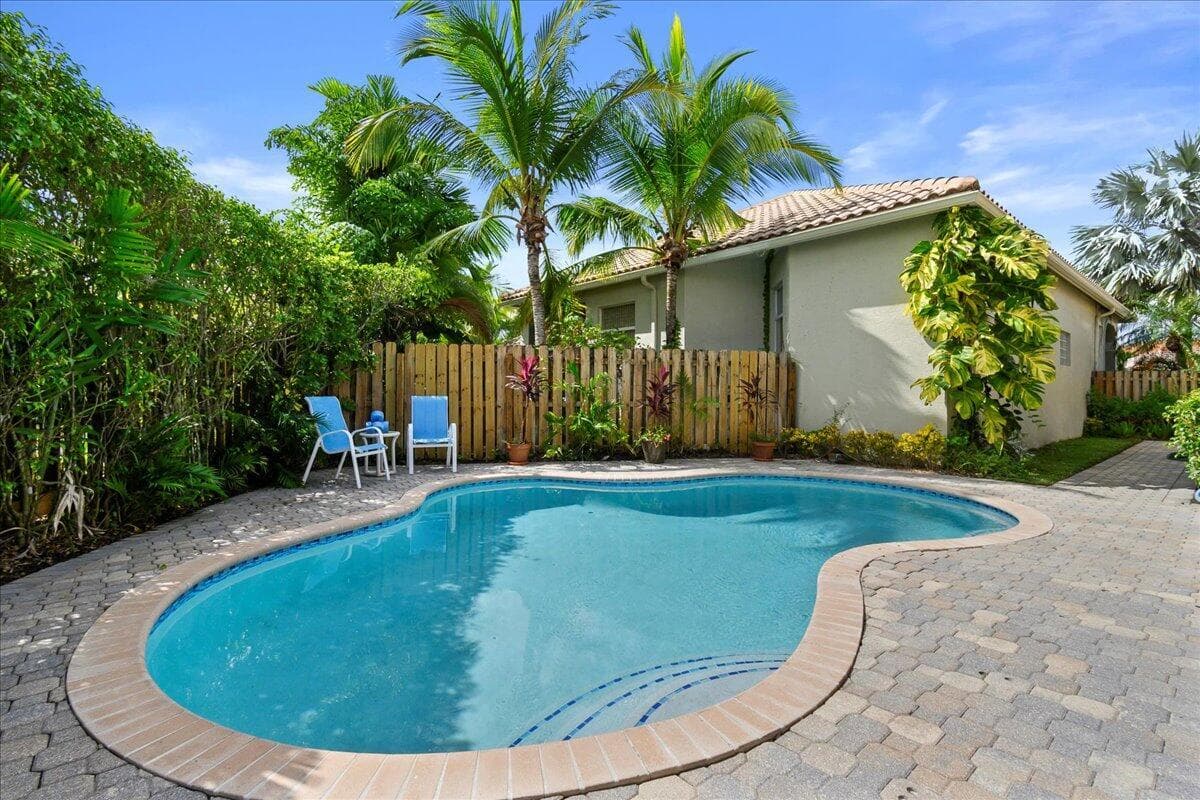 2459 Players Court, Wellington, FL 33414 13