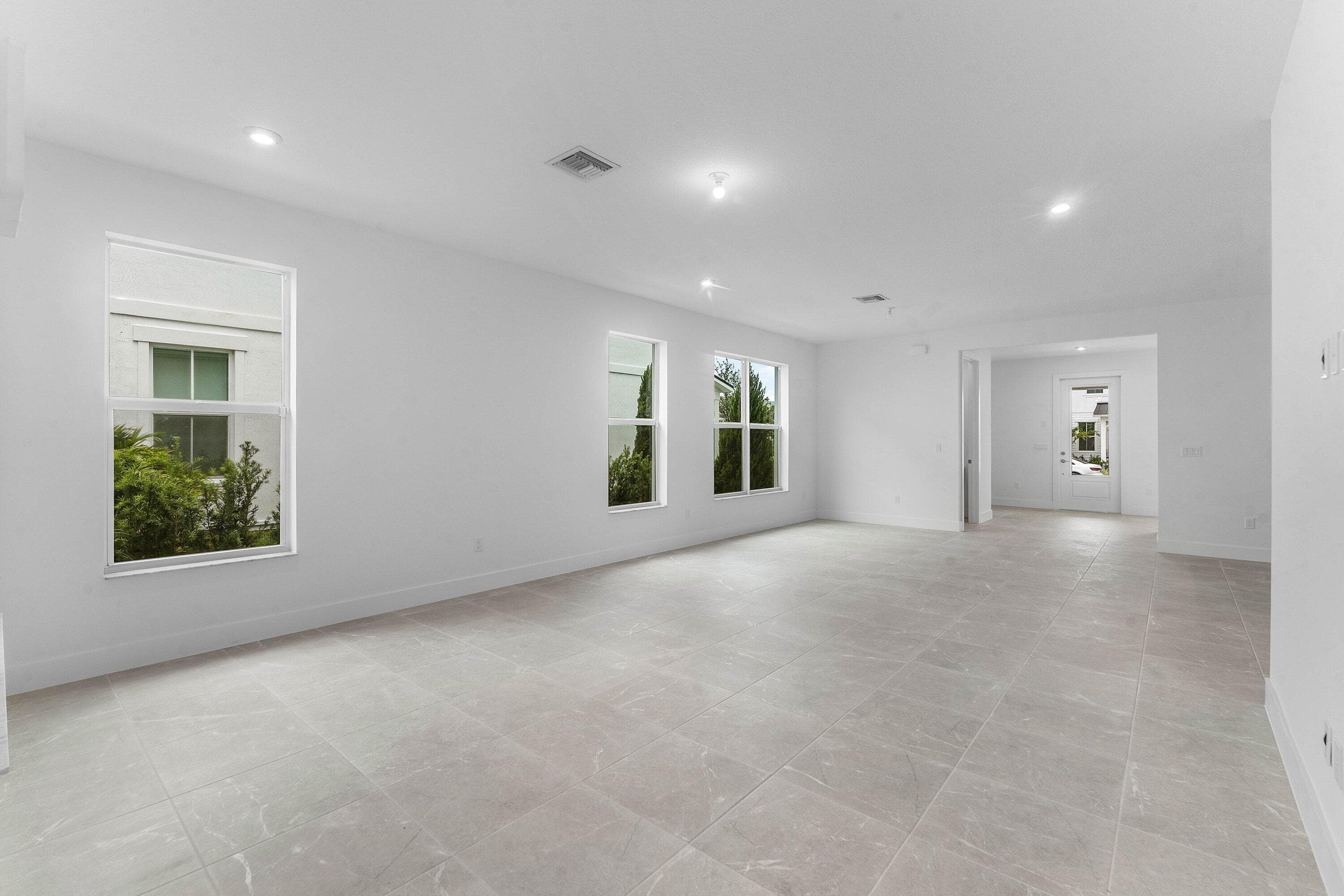 888 SW Newfield Avenue, Palm City, FL 34990 18