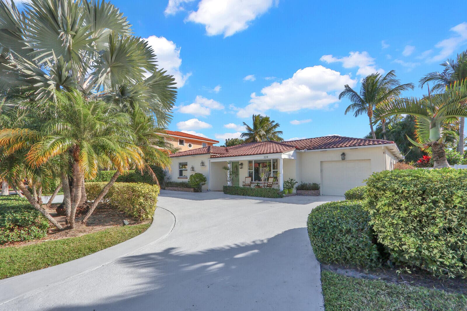 324 BLOSSOM Lane, West Palm Beach, FL 33404 3