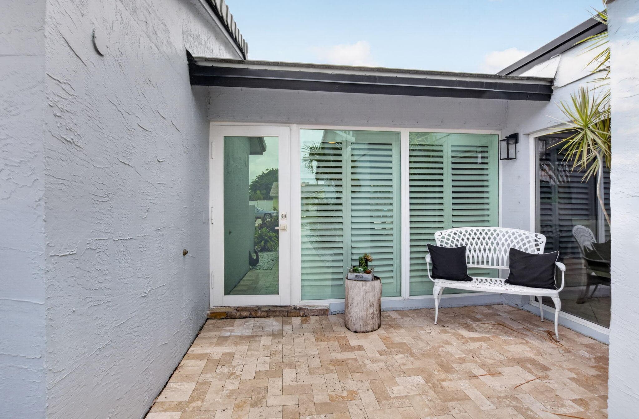 6521 Woodbury Road, Boca Raton, FL 33433 4