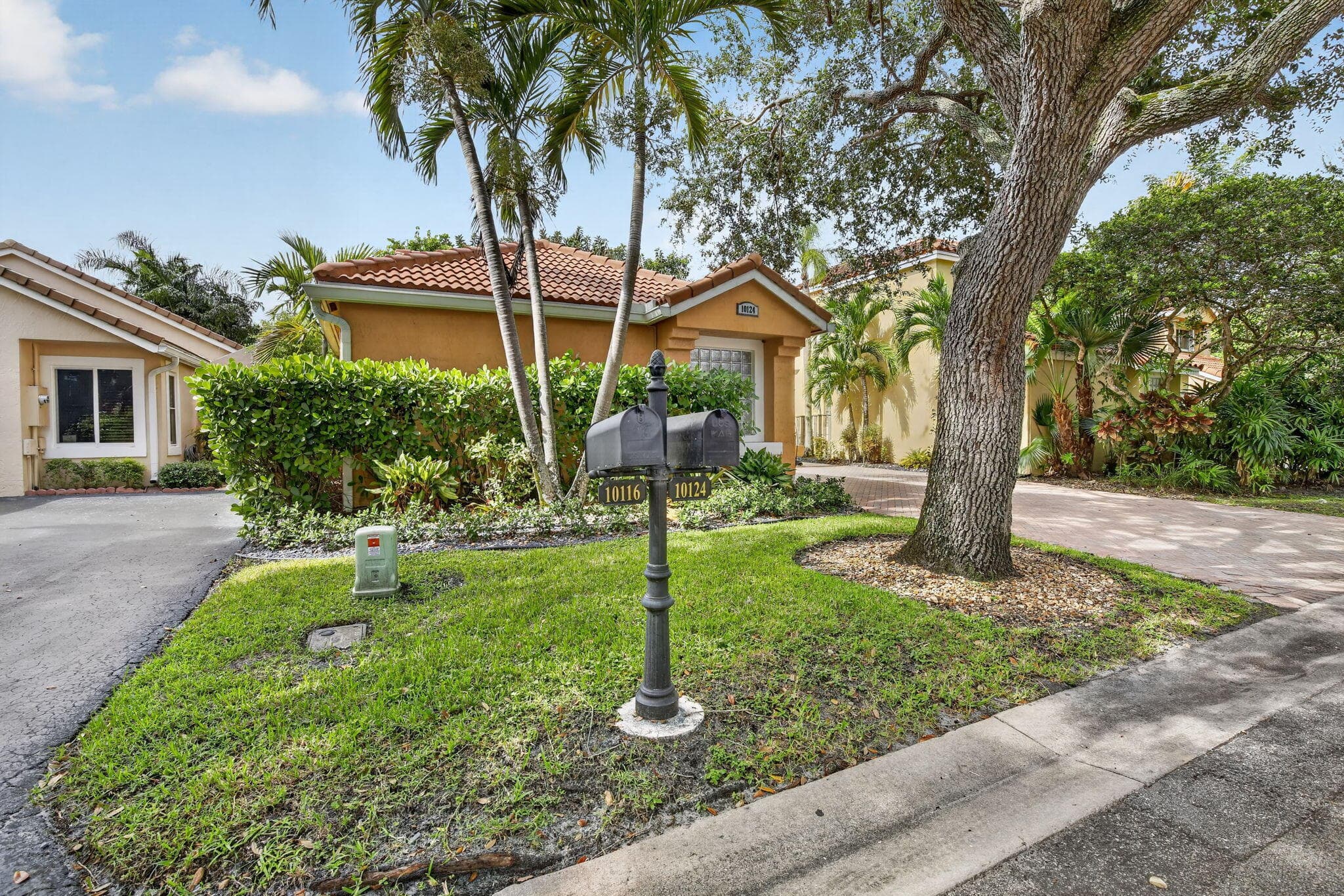 10124 NW 4th Street, Plantation, FL 33324 3