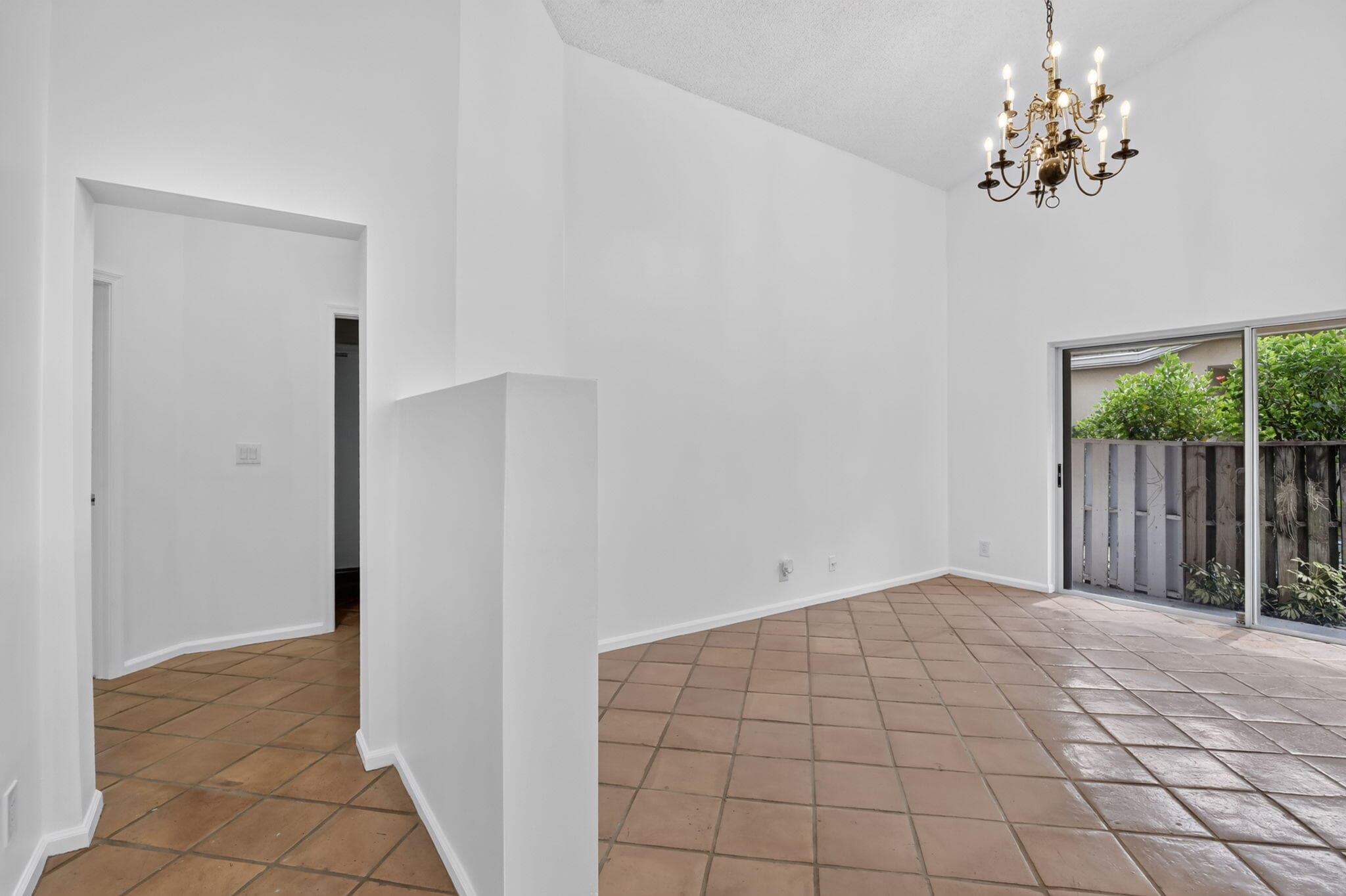 10124 NW 4th Street, Plantation, FL 33324 12
