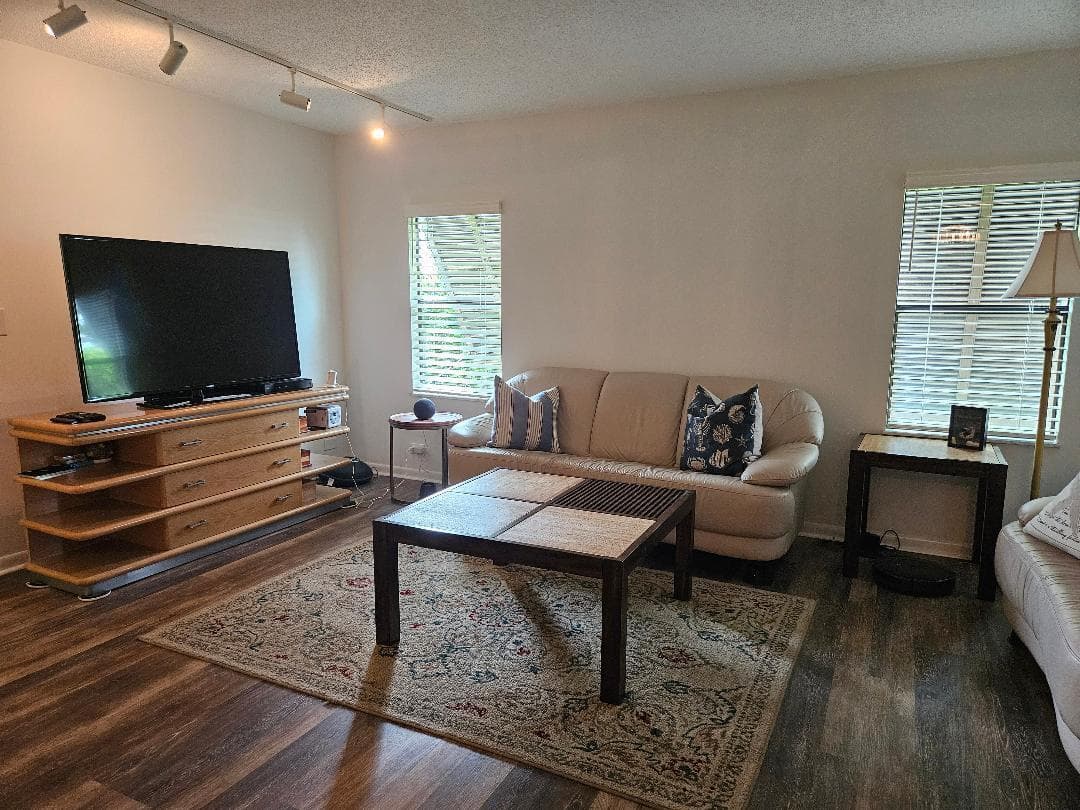 7680 SE Shenandoah Drive, Hobe Sound, FL 33455 7